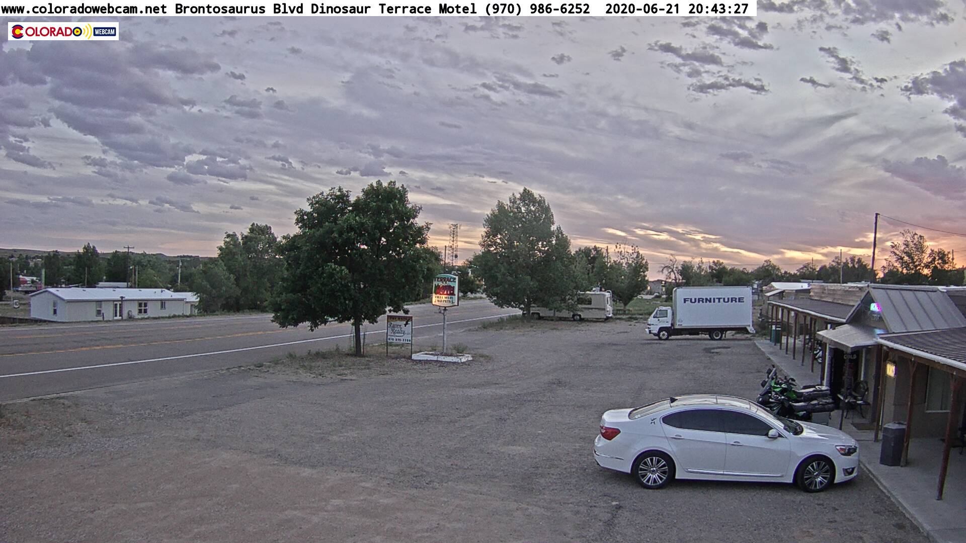 Dinosaur cam Brontosaurus Blvd, Dinosaur Colorado cam Terrace Motel Colorado cam